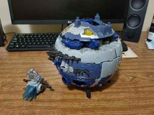 Tranformers Cybertron Robots in Disguise Cybertron Primus