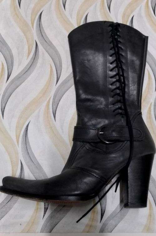Ladies Leather Boots