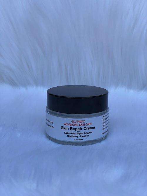 Glutamax Skin Lightening Cream with Kojic Acid Alpha Arbutin Bearberry Licorice - 2oz- 60ml