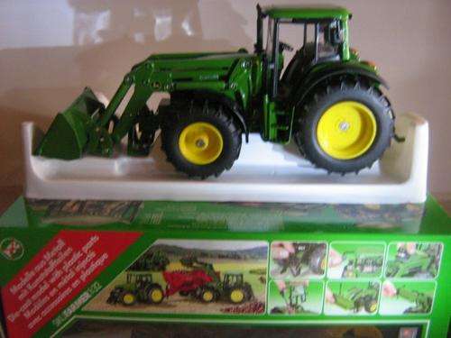 John Deere with Front Loader (Scale 1/32) by Siko
