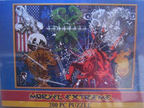 Puzzle : MARVEL EXTREME 200pcs (40cm X 28cm)