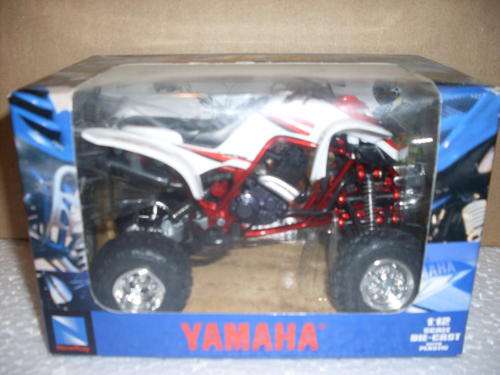 Yamaha Raptor 660R 2005 ATV (Scale 1:12) by NewRay