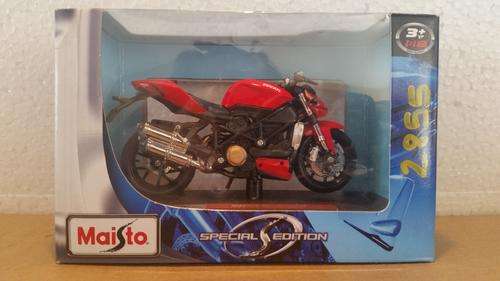 DUCATI Streetfighter (Scale 1/18) by Maisto