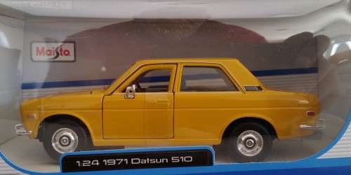 1971 Datsun 510 (1:24 Scale) by Maisto