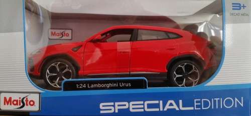 Laborghini Urus (1:24 Scale) by Maisto