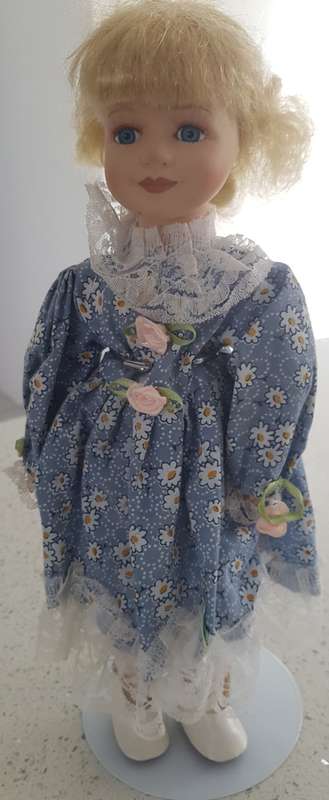 Doll: Porcelain Doll with Stand (350mm)