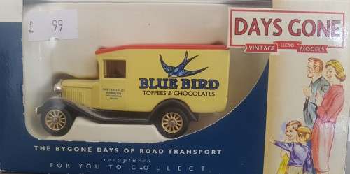 Lledo - Models of Days Gone (Diecast) : Blue Bird Toffees and Choccolate