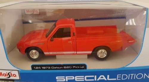 Datsun 620 Pick-up 1973 (Scale 1:24 by Maisto Special Edition)