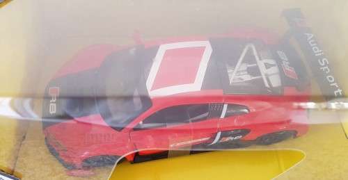 Audi R8 LMS ( Die-cast 1:24 Scale) by MSZ