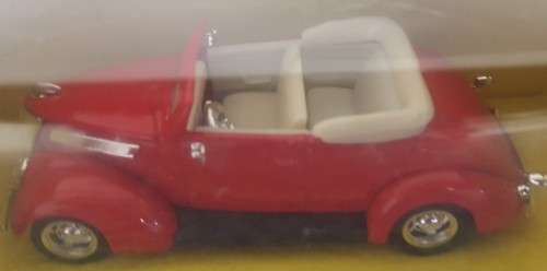 Ford V8 Convertible (Scale 1:43) by Road Signature