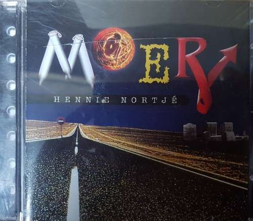 Hennie Nortje -  Moer