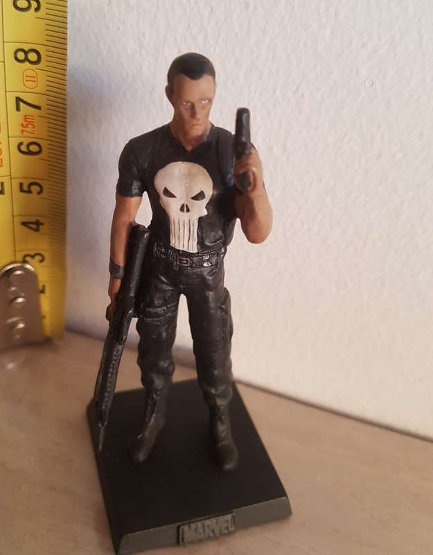 The Classic Marvel Figurine Collection: PUNISHER