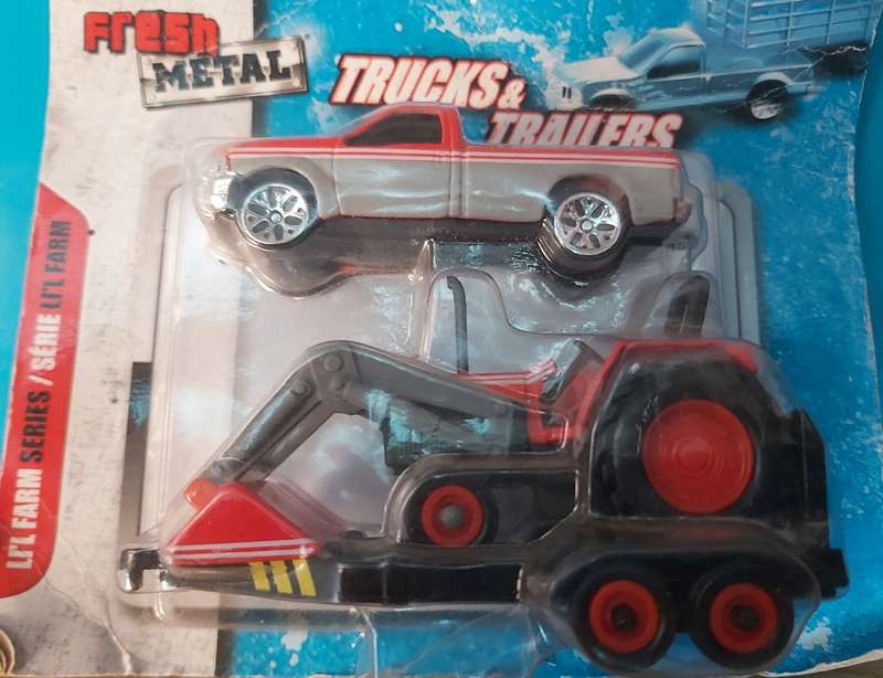 Diecast - Trucks & Trailers - Li`l Farm Series by Maisto (Scale 1:64)