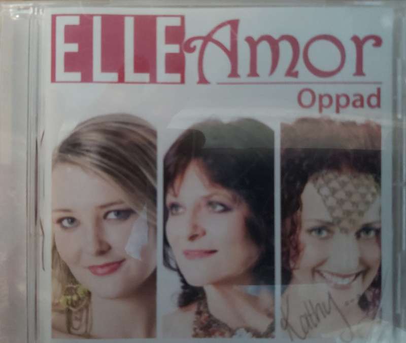 Elle Amor - Oppad