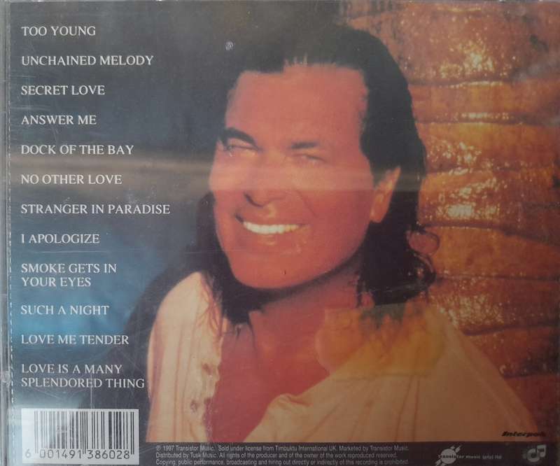 Engelbert Humperdinck - Love Unchained