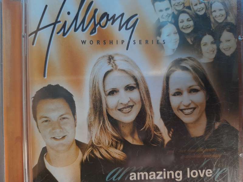 Hillsong - Amazing Love
