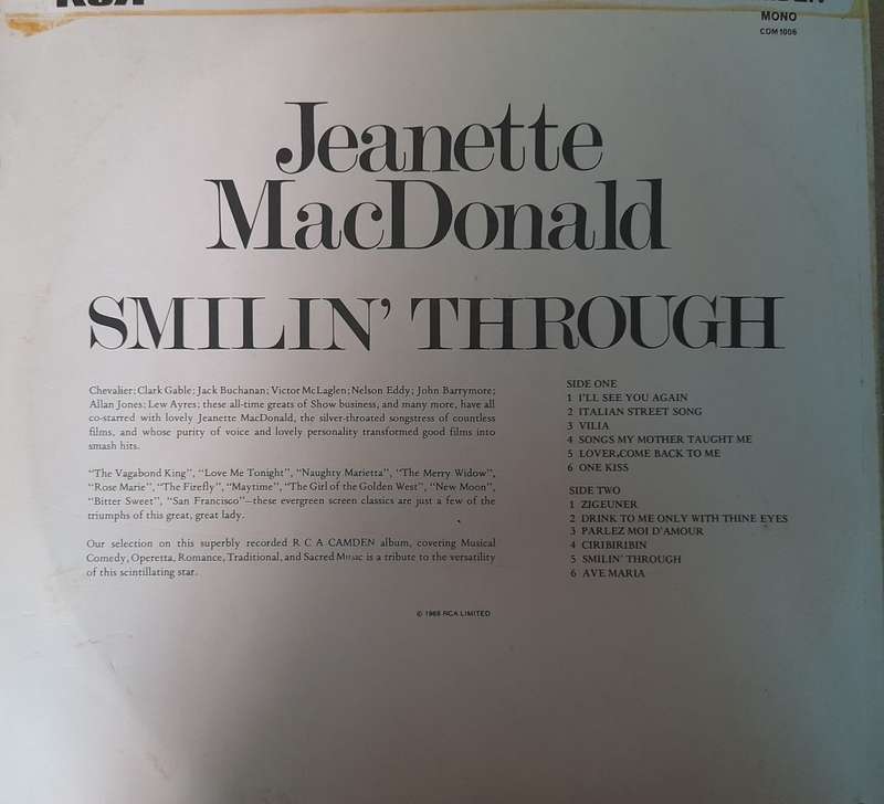 Vinyl: Jeanette MacDonald - Smilin` Through