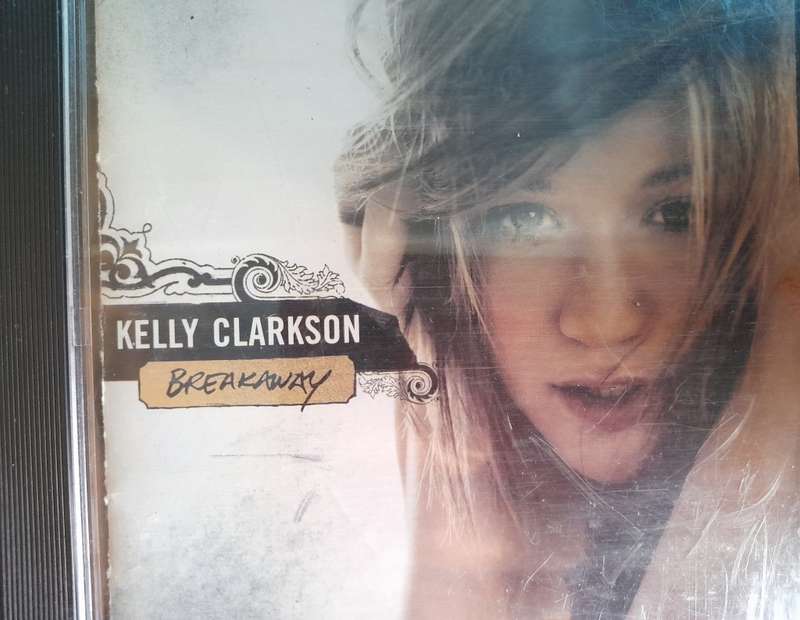 Kelly Clarkson - Break away