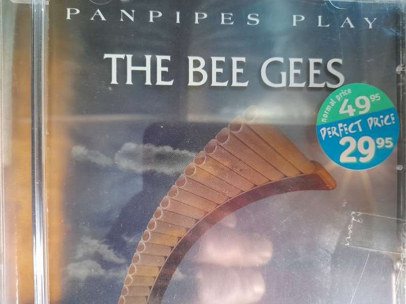 Pan Pipes Plays the Bee Gees