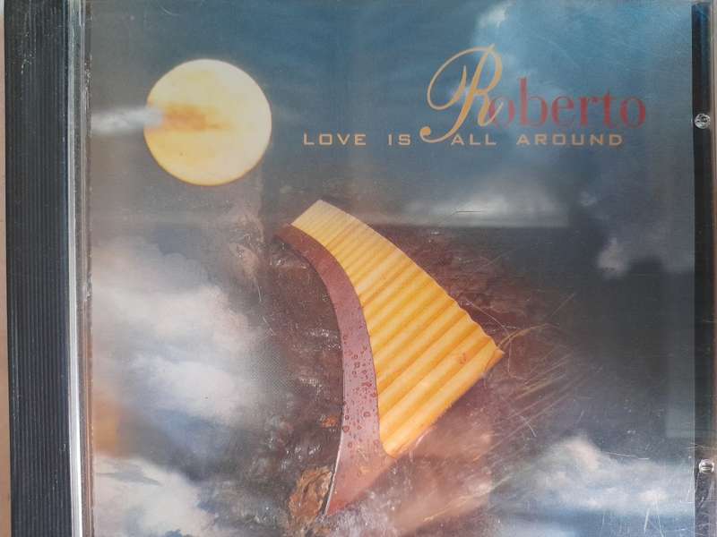 Roberto - Love is all around