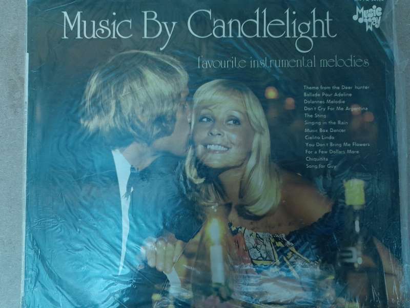 Vinyl: Music by Candlelight - Favourite Instrumental Melodies