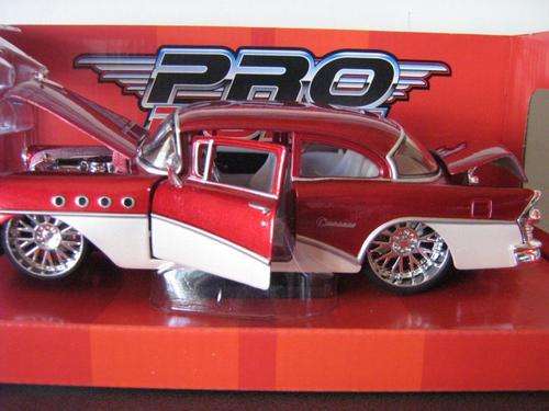 Auction: Buick Century 1955 (Scale 1/26) by Maisto Pro Rods