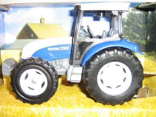 Auction: Farm Tractor (1) - Scale 1/32 - Authentic Detail