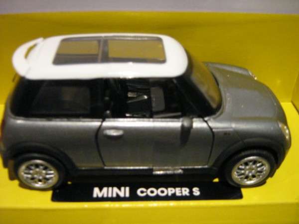 Auction: Mini Cooper S - Scale 1/32 - Die Cast