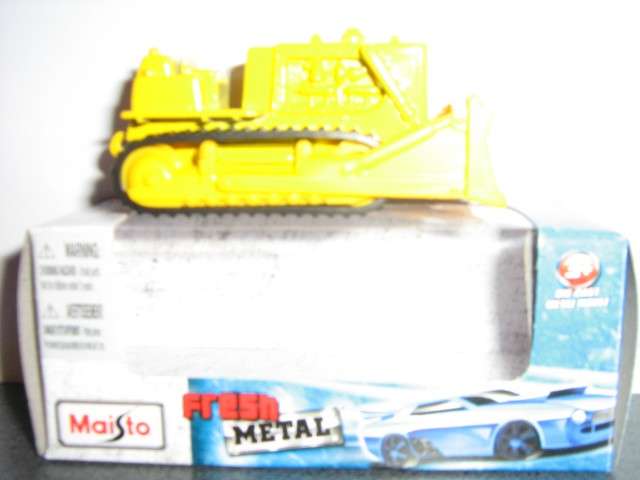 Bulldozer by Maisto Fresh METAL