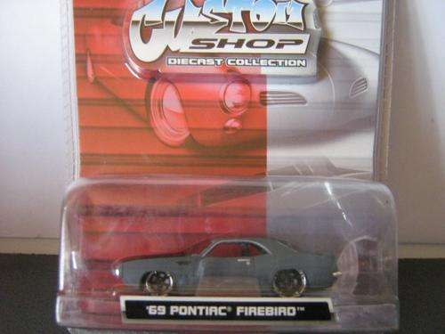 Pontiac Firebird '69 (Scale 1/64) by Maisto Custom Shop