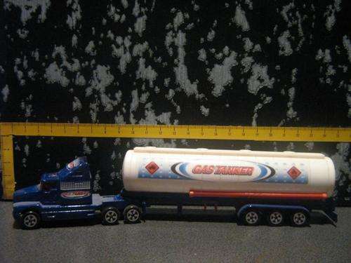 Truck & Trailer (Scale 1/72)