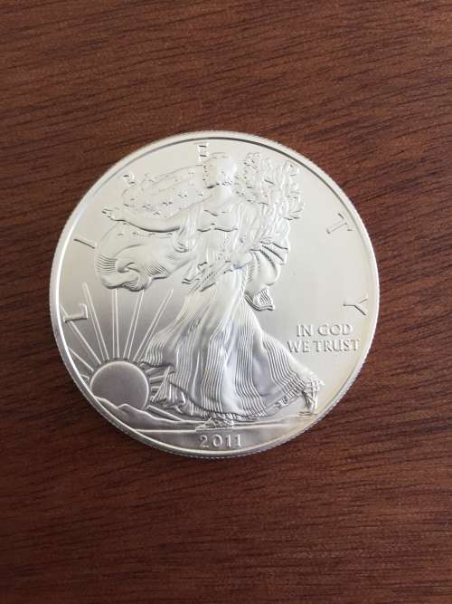 2011 SILVER AMERICAN EAGLE  ONE OZ  - LOW START