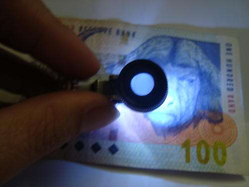 Worlds smallest LED Microscope! You have to see it to believe it! GREAT GIFT!