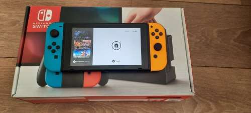 Nintendo Switch V1 Neon Blue/Orange + 128GB Memory Card + 1 Game
