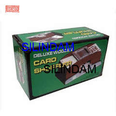 LUXURY WOODEN CARD SHUFFLER