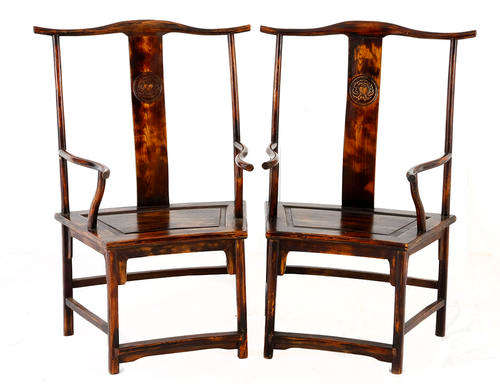 A PAIR OF CHINESE ELM AND BLACK LAQUERED ARMCHAIRS, 20TH CENTURY