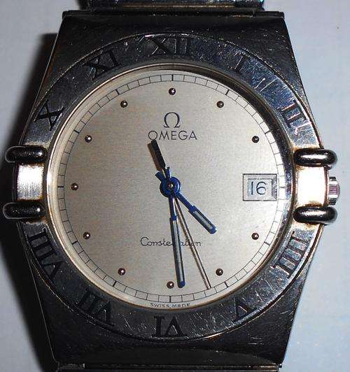 AN OMEGA CONSTELLATION MENS WATCH