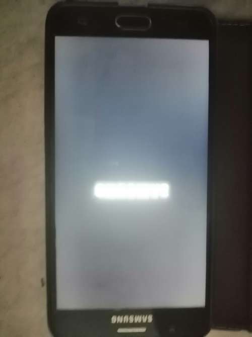 Samsung J7 Prime - used for a year - excellent condition