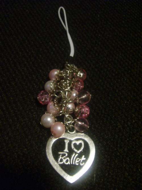 I love ballet charm - ideal for schoolbags, sports bag, pencil case or cellphone!