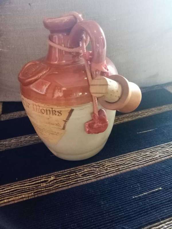 Ye Monks Ye Whisky of Ye Monks de Luxe (Ceramic Jug) nearly 50 years old 2 Available