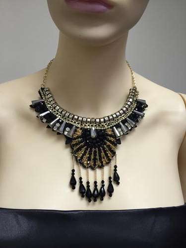 Ethnic necklace
