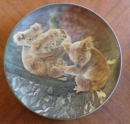 Royal Doulton 28cm Wall plates. Koala Bears