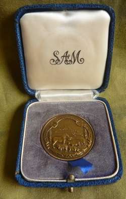 SAM Bronze Agricutural Medal 1958. Boxed