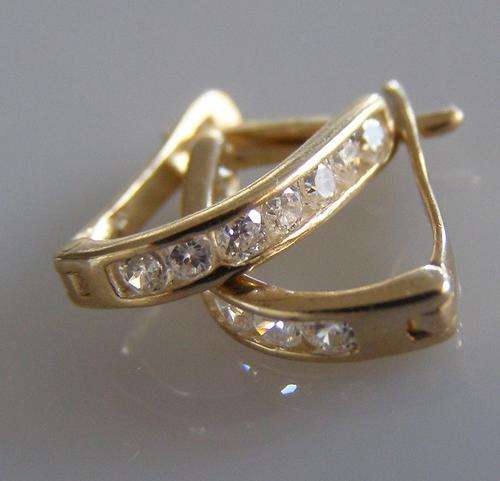 9 CARAT GOLD EARRINGS - CUBIC ZIRCONIUM