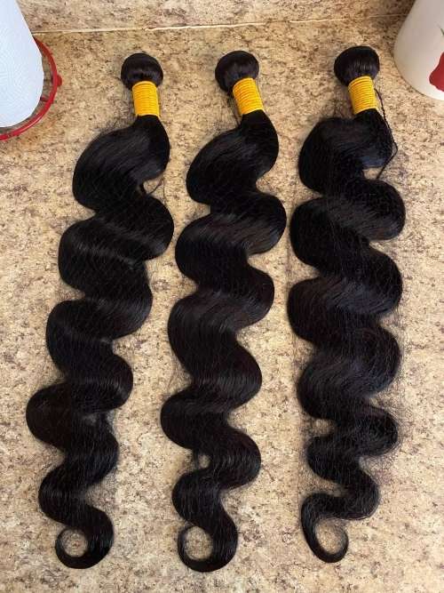 Brazilian Hair Bodywave (20 Inches x 3 Bundles + Closure)