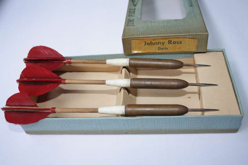 Vintage Jim Pike darts (2 sets)
