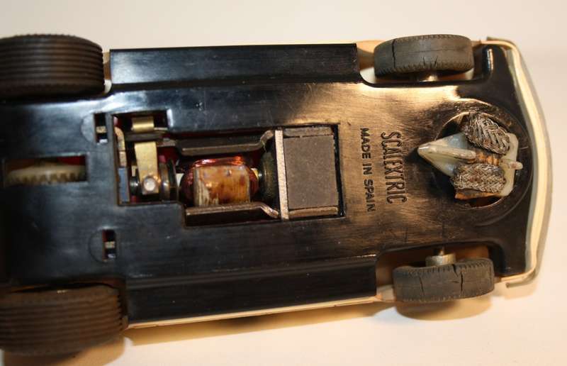 Vintage Scalextric Mercedes 250SL (made in Spain) REF. C-32