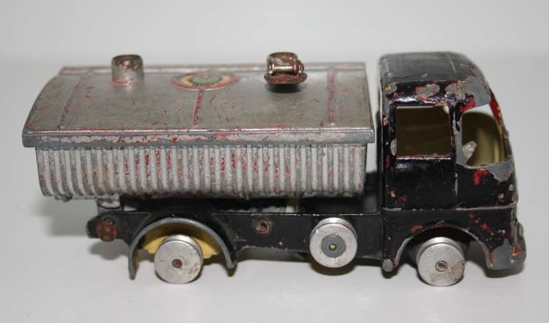 CORGI  E.R.F. Cement Truck model 64 Original Vintage (Made in GT. Britain)