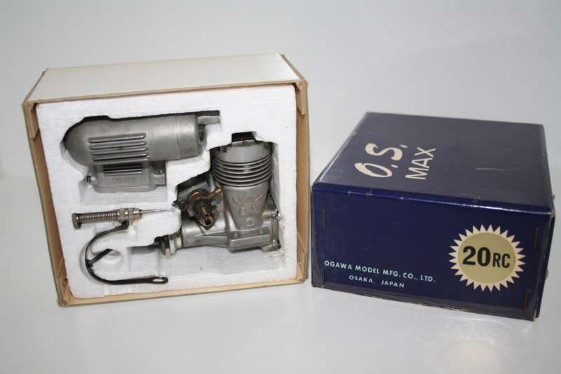 O.S.  MAX 20  RC Model Aircraft Engine & OS 702 Muffler