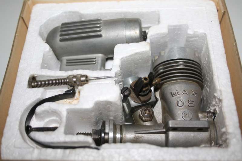 O.S.  MAX 20  RC Model Aircraft Engine & OS 702 Muffler